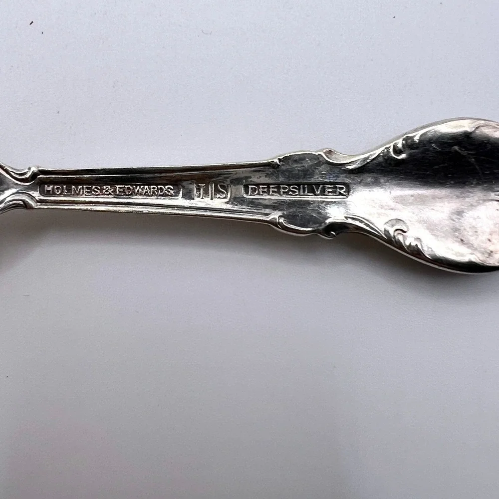 Holmes & Edwards Community Flatware Set Kids 4.5in Silver Good Floral Vintage